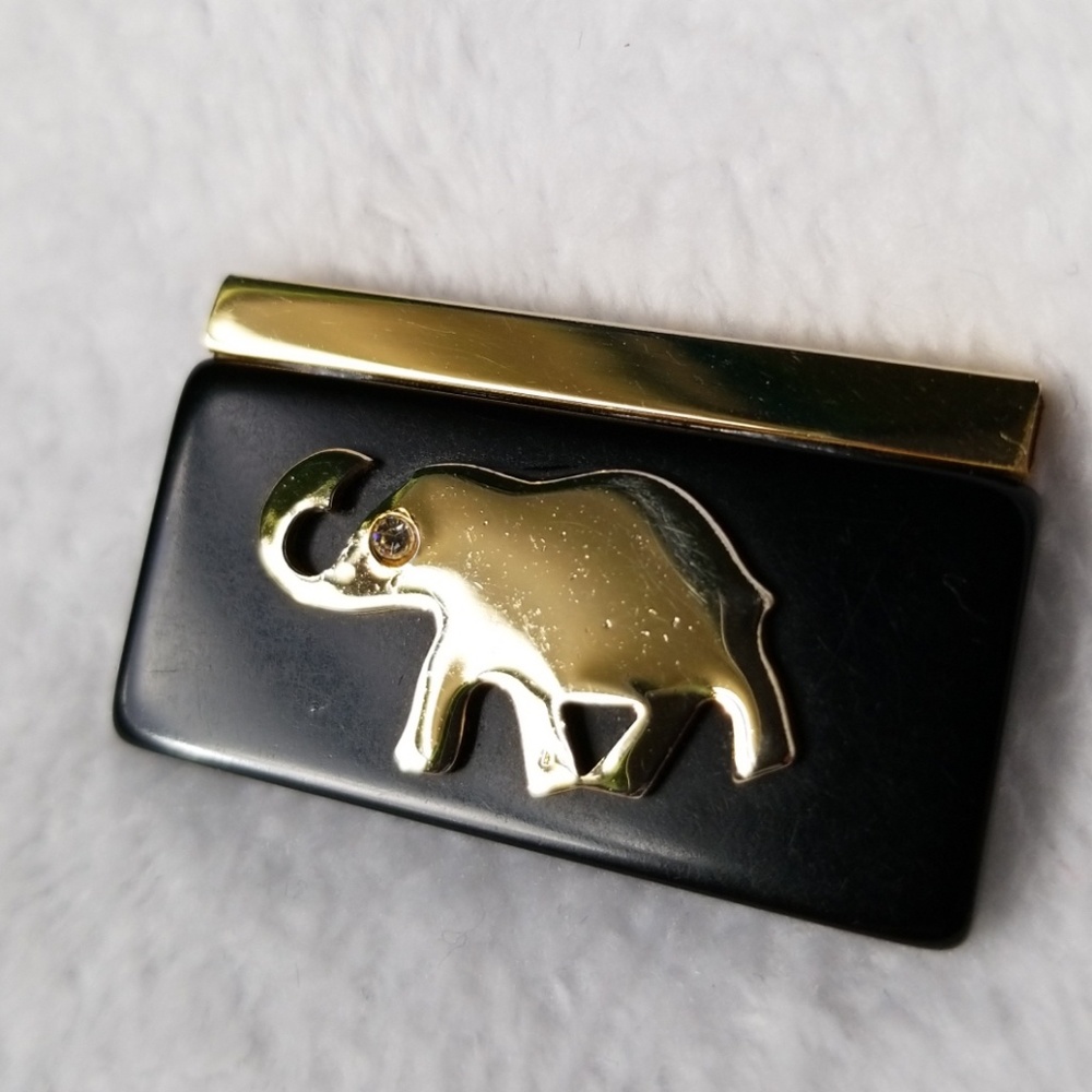 Beautiful Elephant Pendant